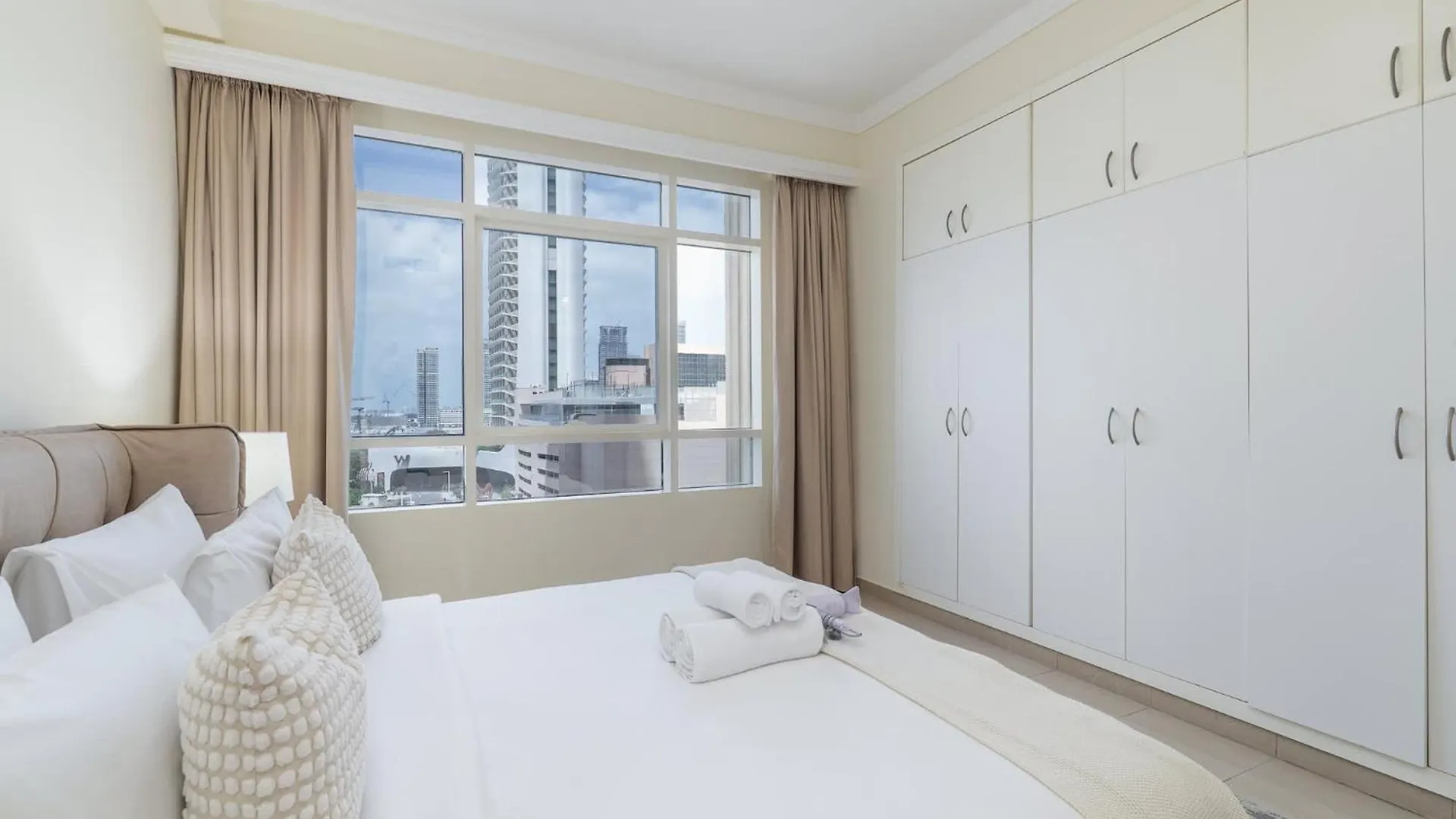 1 Bedroom In Marina With Stunning Ain Dubai View United Arab Emirates
