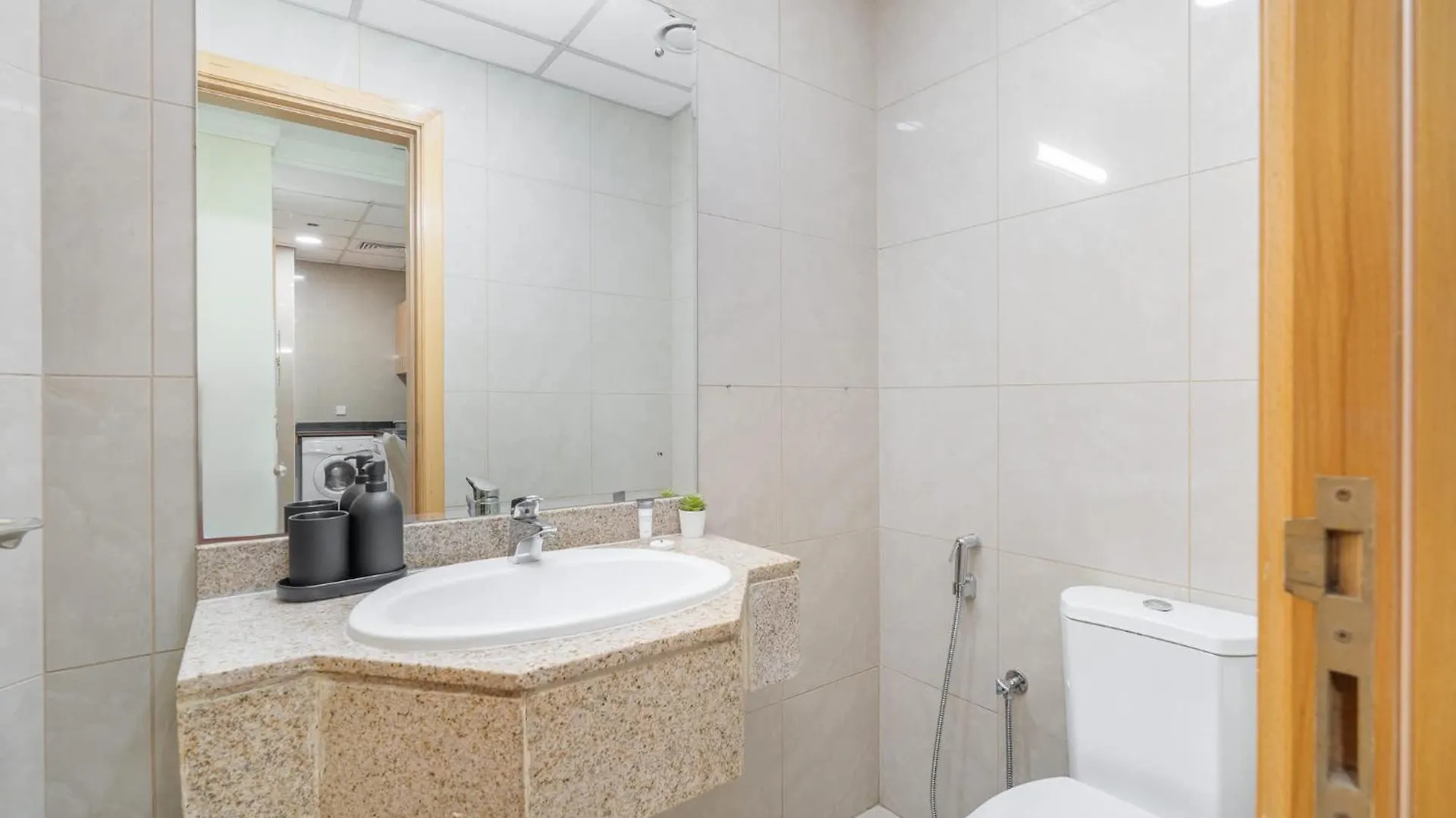 1 Bedroom In Marina With Stunning Ain Dubai View